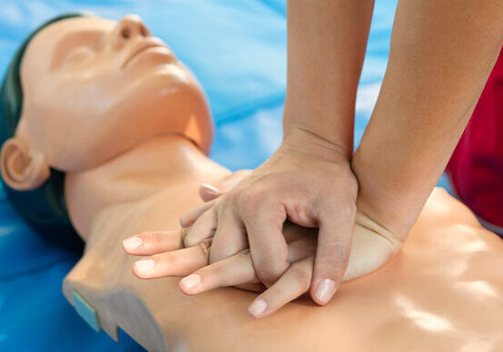 Example of learning CPR on dummy.
